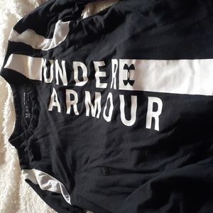 Under Armour long sleeve shirt. Size xs. Black and White. Really soft